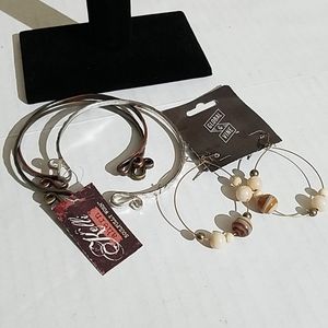 Bracelet and earring bundle B146